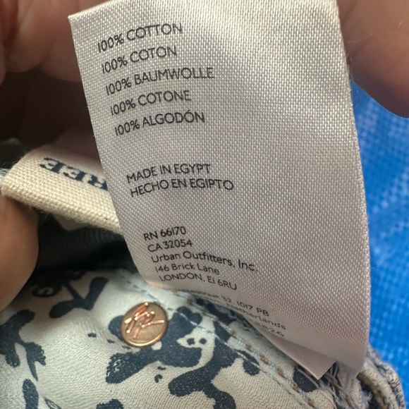 Free People Big Sur Coast Boyfriend Distressed Denim Short, Size 31 - Picture 7 of 7